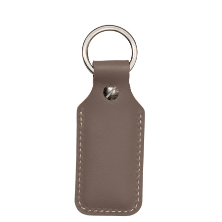 Брелок (чехол) кожаный ISBC, кольцо 28 мм, цвет серый, белая нить Брелок (чехол) кожаный ISBC, кольцо 28 мм, цвет серый, белая нить