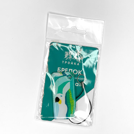 Брелок ISBC с функционалом карты "Тройка" "Городские джунгли; Попугай" арт. 121-21237